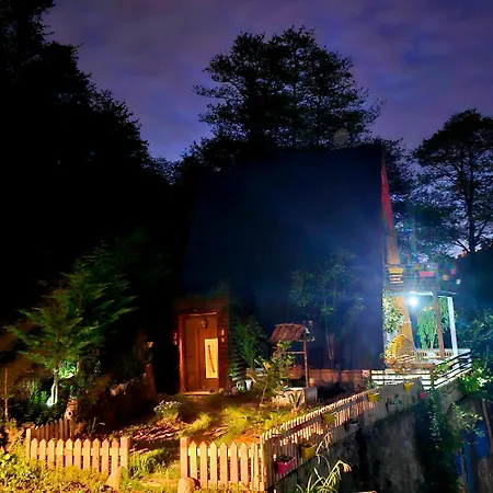 Lodge Zayna Camlihemsin
